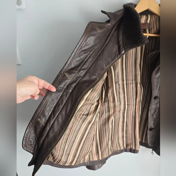 DANIER Brown Leather Jacket - Picture 11 of 15